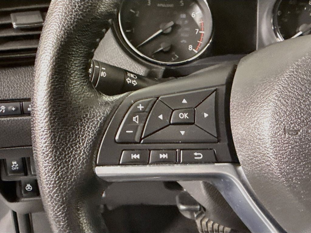 2022 Nissan Rogue Sport SV