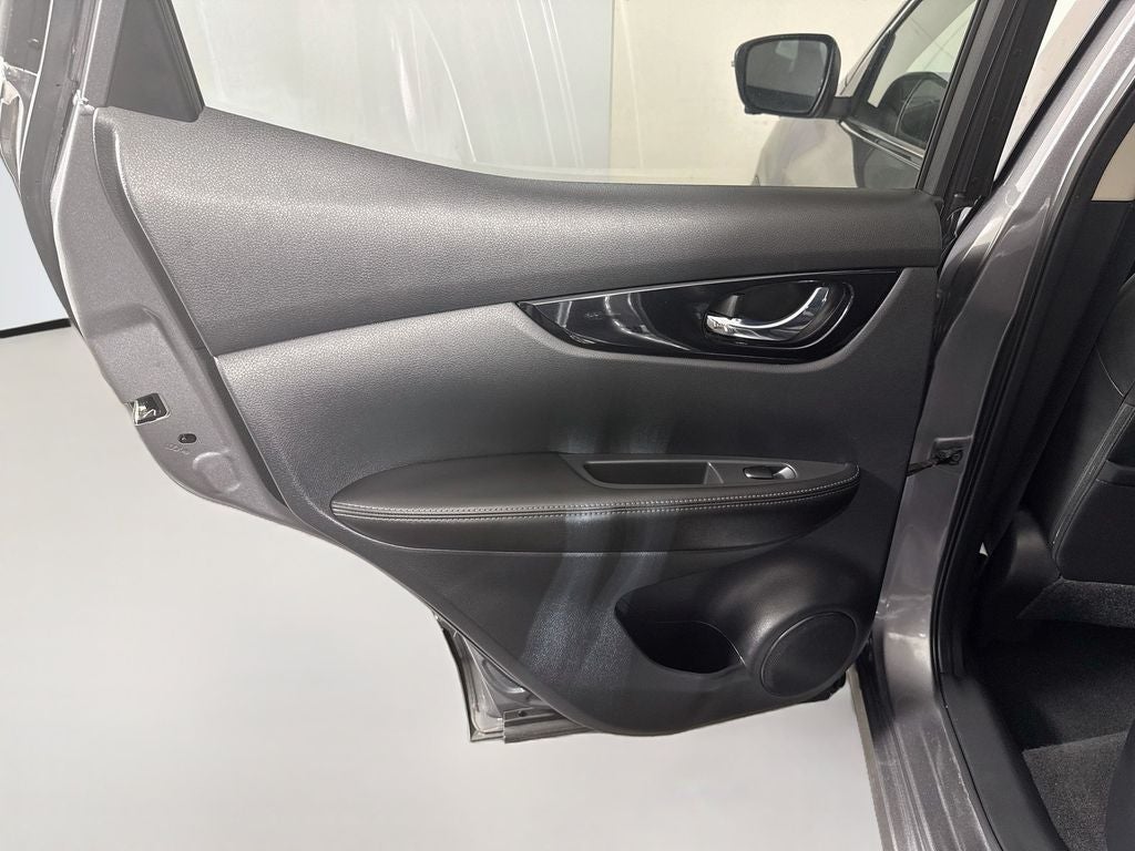 2022 Nissan Rogue Sport SV