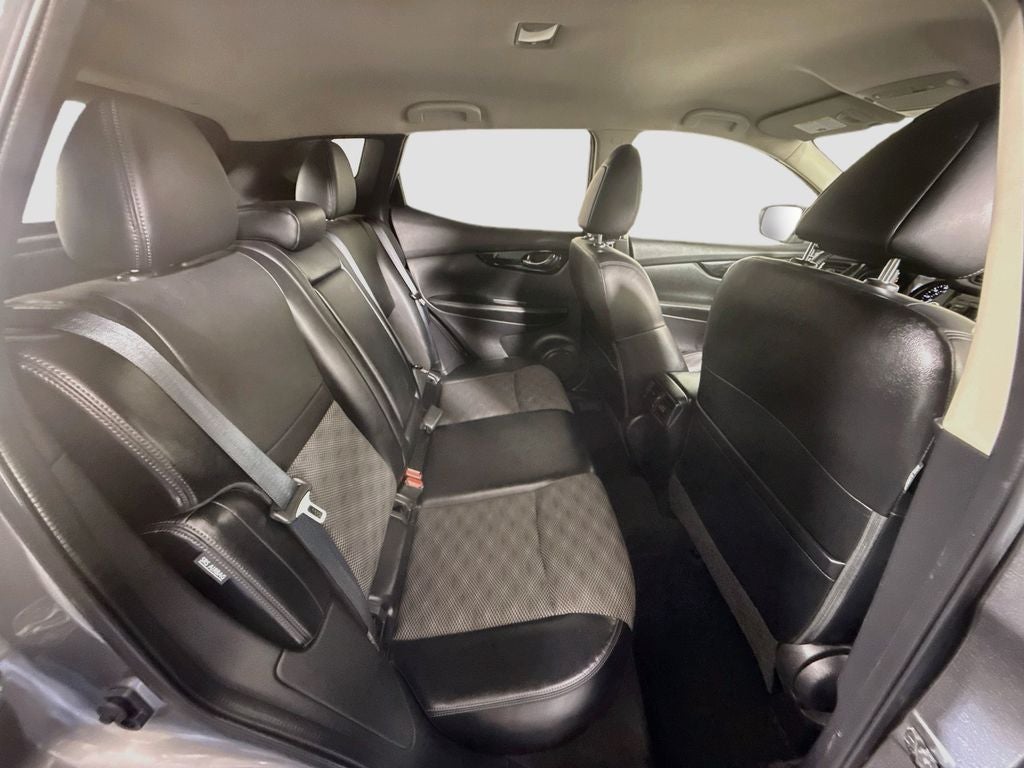 2022 Nissan Rogue Sport SV
