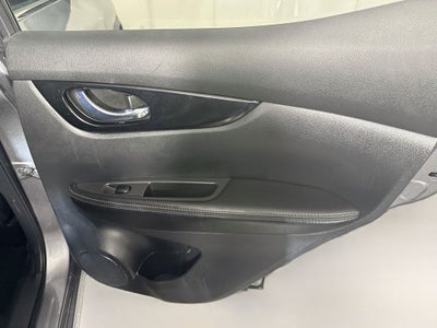 2022 Nissan Rogue Sport SV