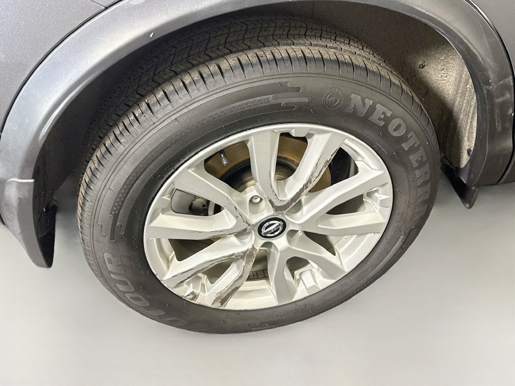 2022 Nissan Rogue Sport SV