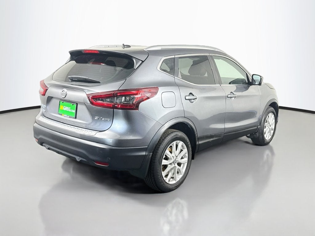 2022 Nissan Rogue Sport SV
