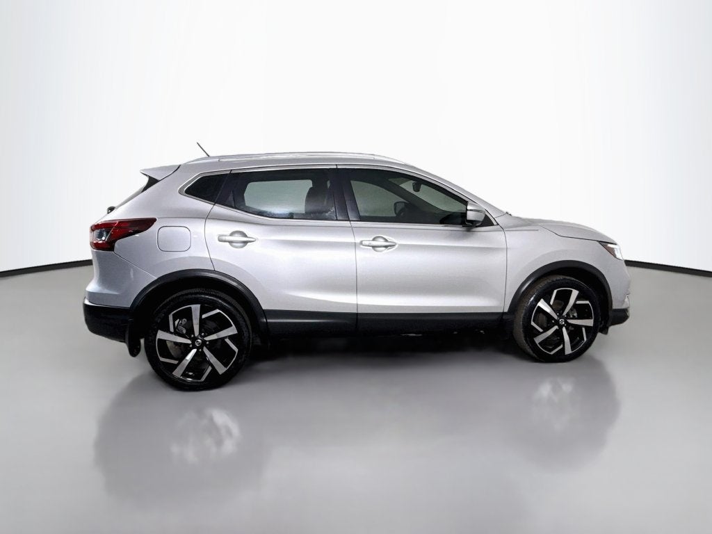 2021 Nissan Rogue Sport SL