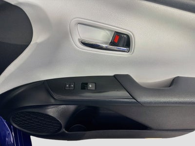 2016 Toyota Prius Four Touring