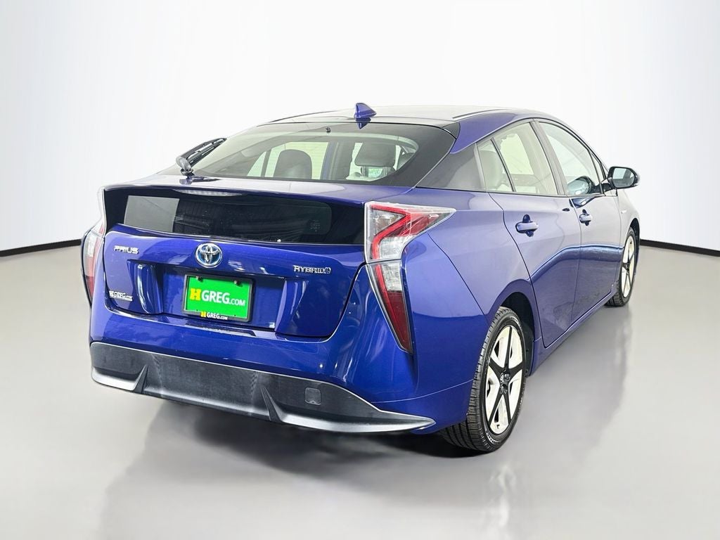 2016 Toyota Prius Four Touring