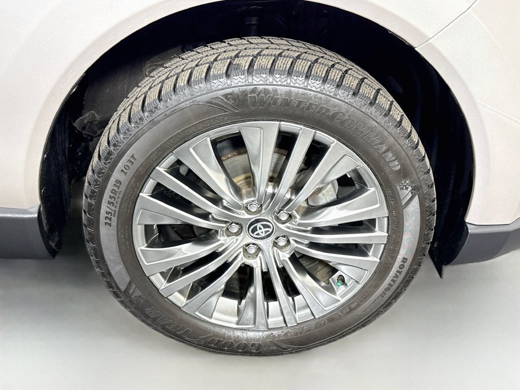 2021 Toyota Venza XLE
