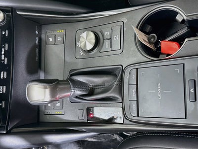 2023 Lexus IS 300