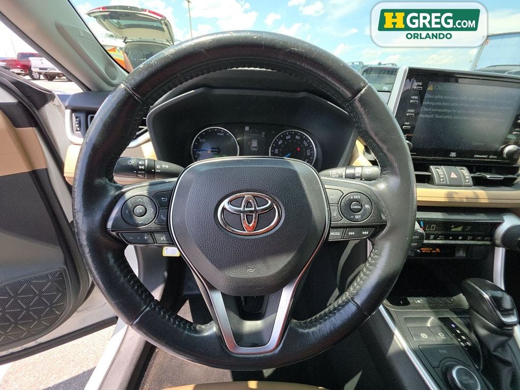 2021 Toyota RAV4 Hybrid XLE Premium