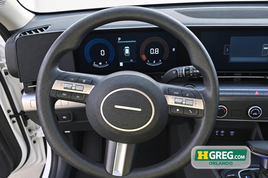 2025 Hyundai Kona SE