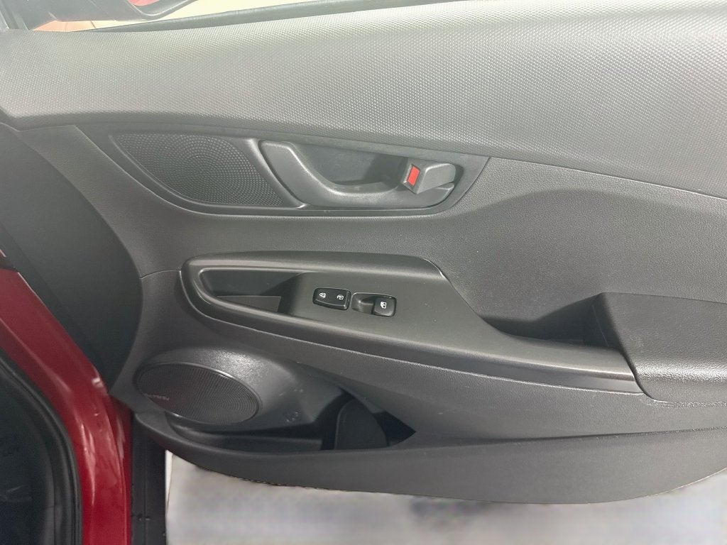 2020 Hyundai Kona SEL Plus