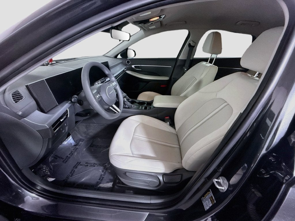 2025 Hyundai Sonata SE