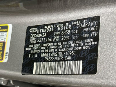2024 Hyundai Elantra SE