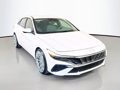 2025 Hyundai Elantra SE