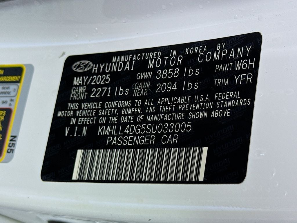 2025 Hyundai Elantra SE