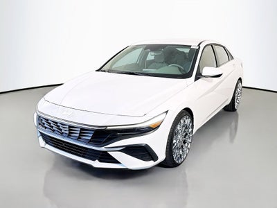 2025 Hyundai Elantra SE
