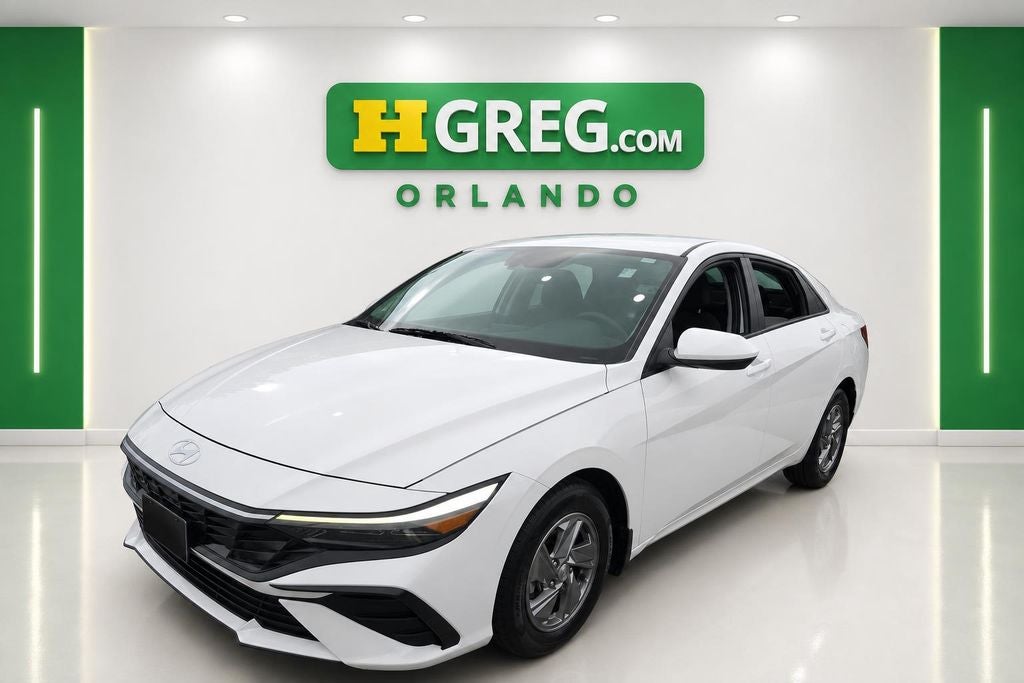 2024 Hyundai Elantra SE