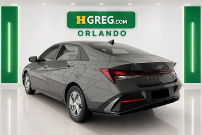 2025 Hyundai Elantra SE
