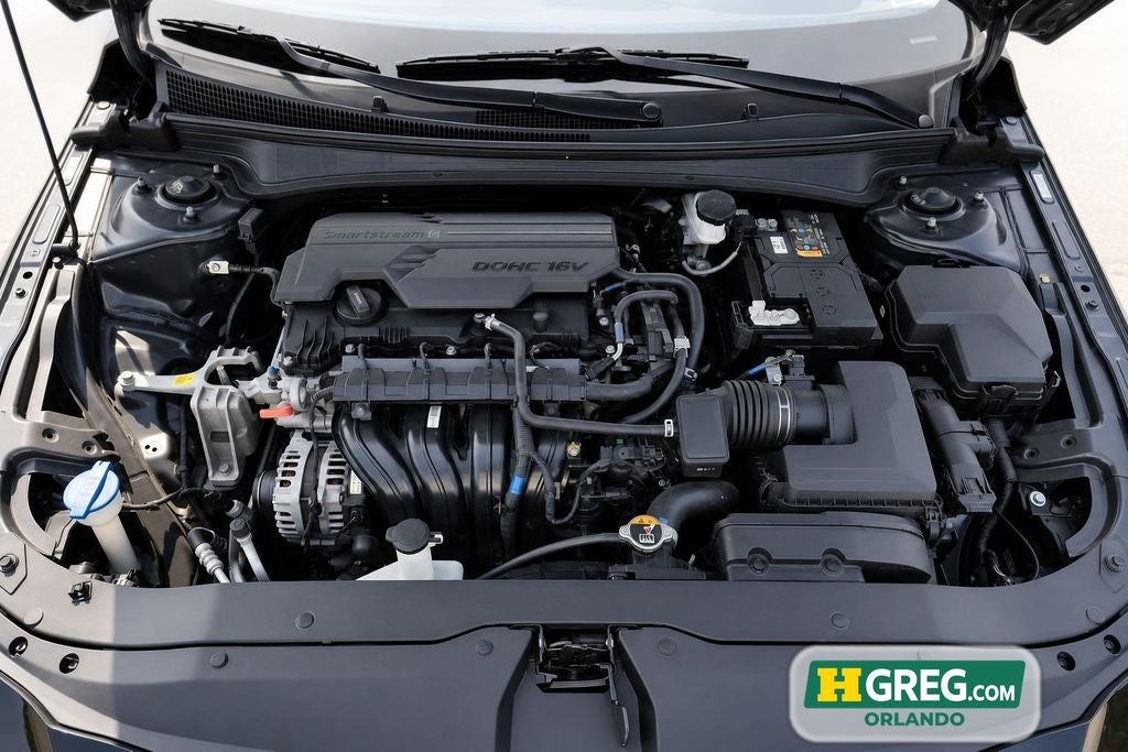 2024 Hyundai Elantra SE