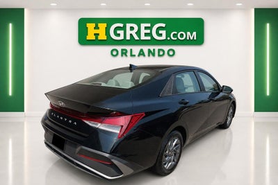2024 Hyundai Elantra SEL