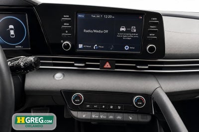 2022 Hyundai Elantra SEL