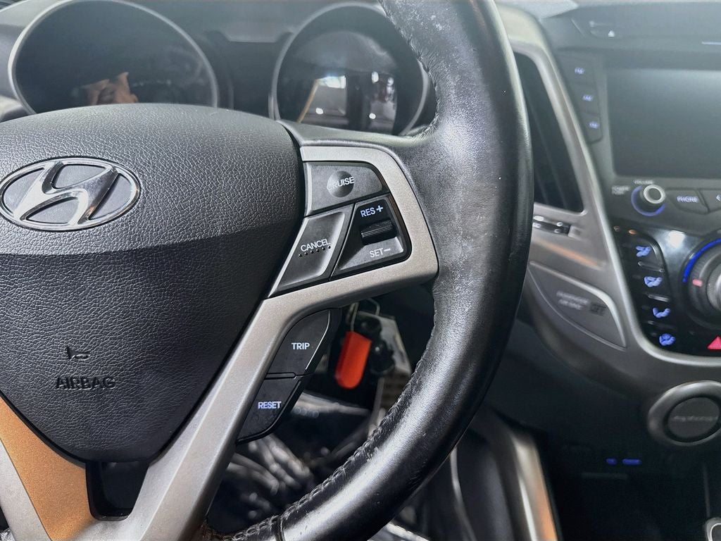 2015 Hyundai Veloster Base