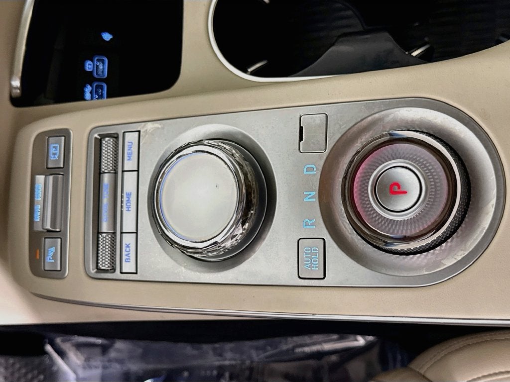 2023 Genesis GV70 2.5T