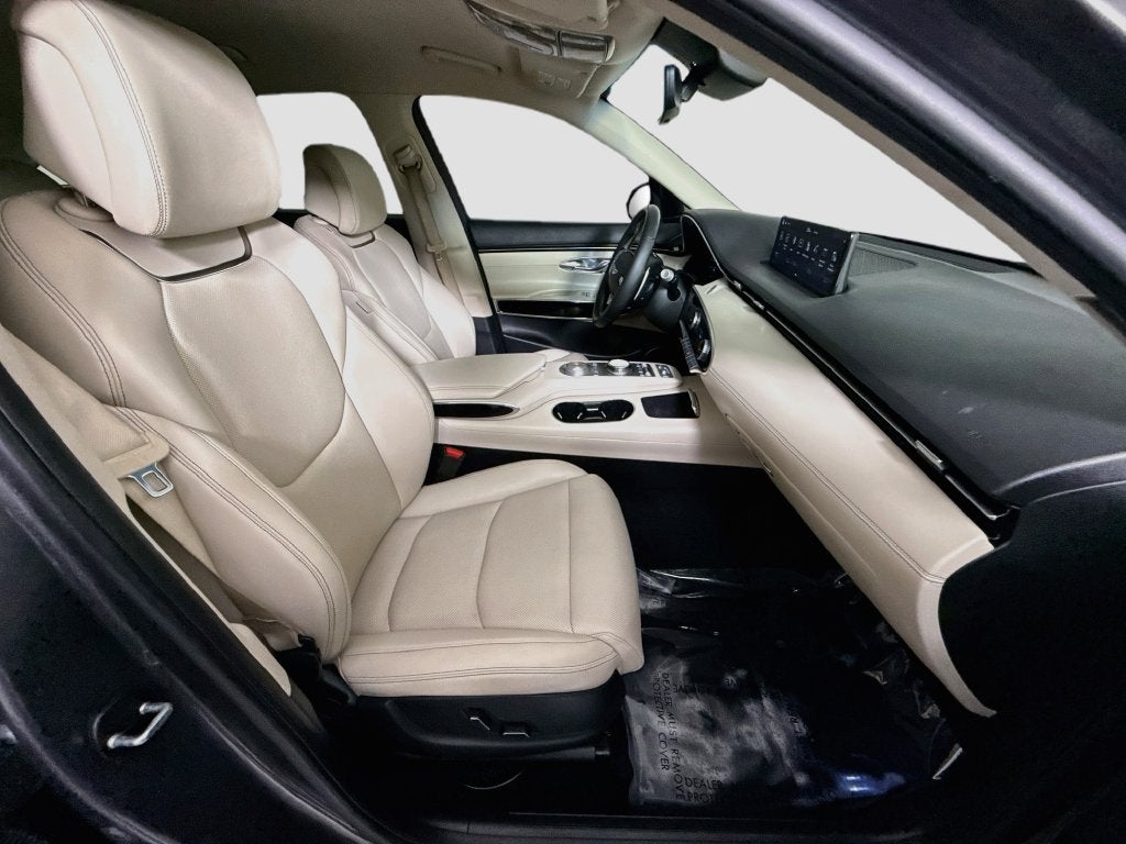 2023 Genesis GV70 2.5T