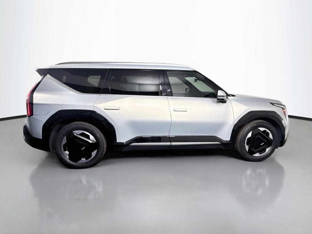 2024 Kia EV9 Land