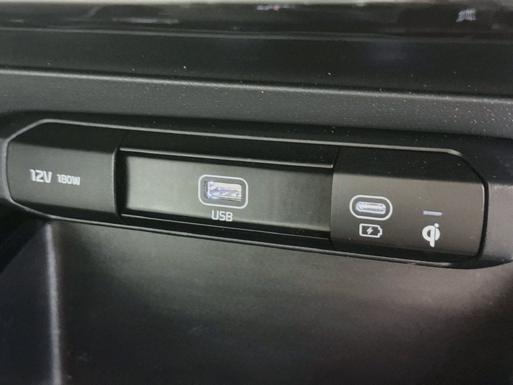 2023 Kia Niro EX