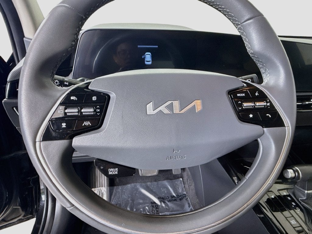 2023 Kia Niro EX
