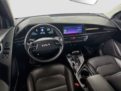 2023 Kia Niro SX