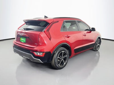 2023 Kia Niro SX
