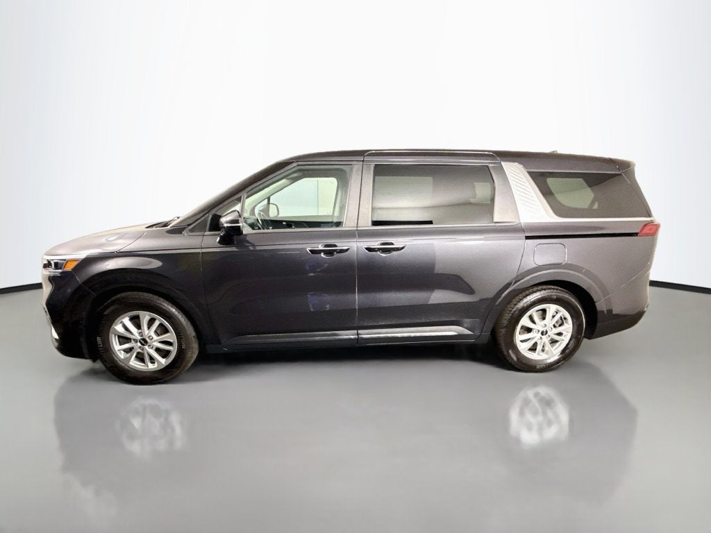 2023 Kia Carnival LX Seat Package