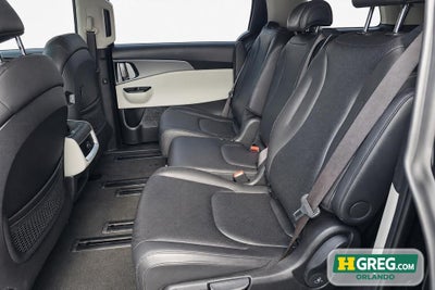 2023 Kia Carnival LX Seat Package