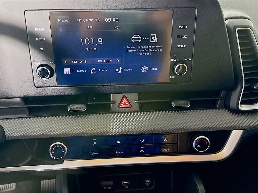 2024 Kia Sportage LX