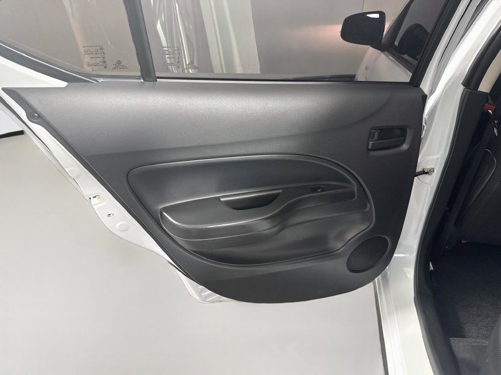 2024 Mitsubishi Mirage G4 LE