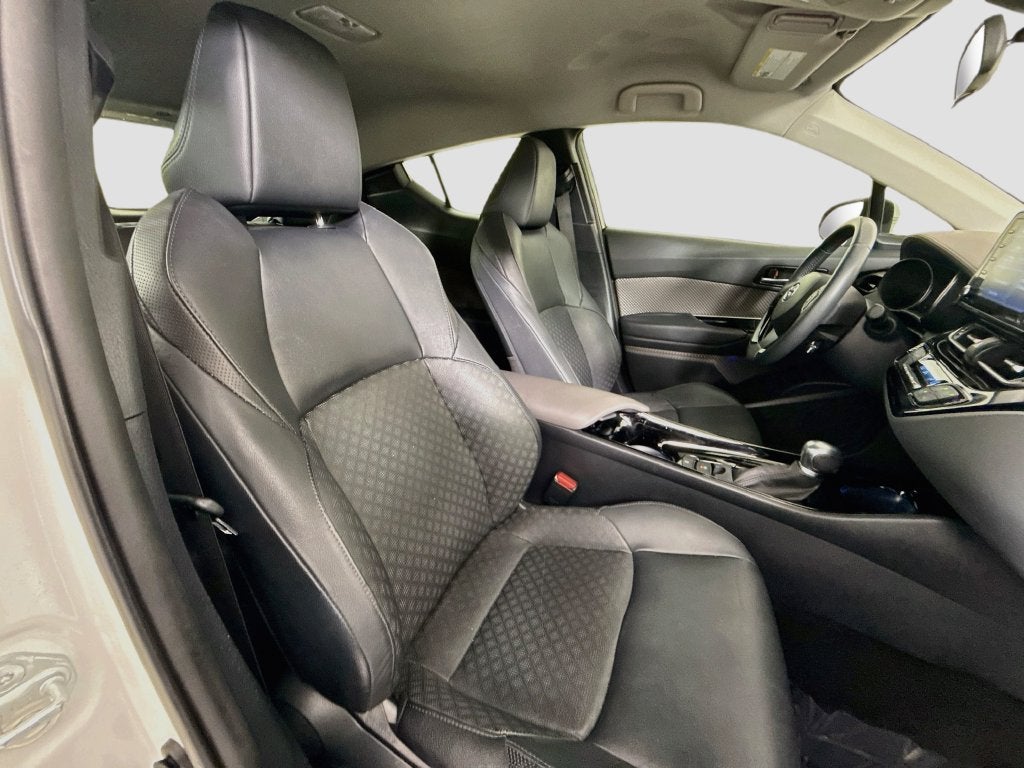 2022 Toyota C-HR Limited
