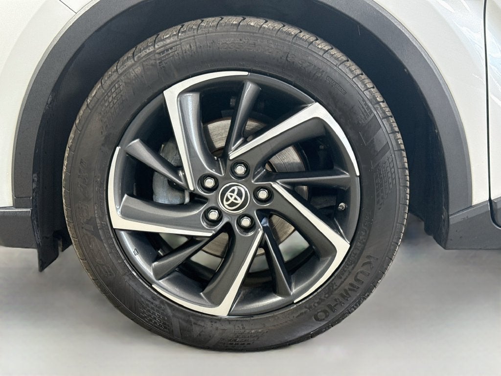 2022 Toyota C-HR Limited