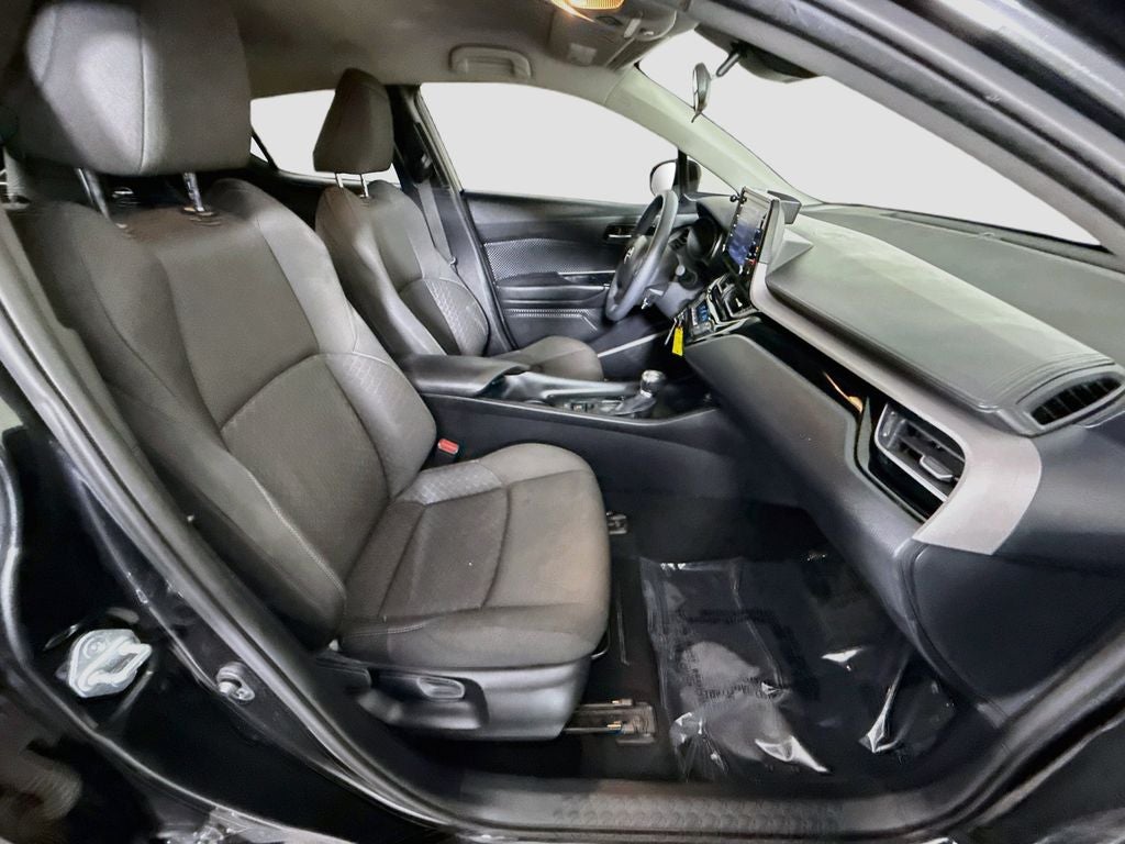 2021 Toyota C-HR LE