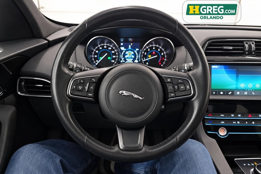 2020 Jaguar F-PACE 25t Premium