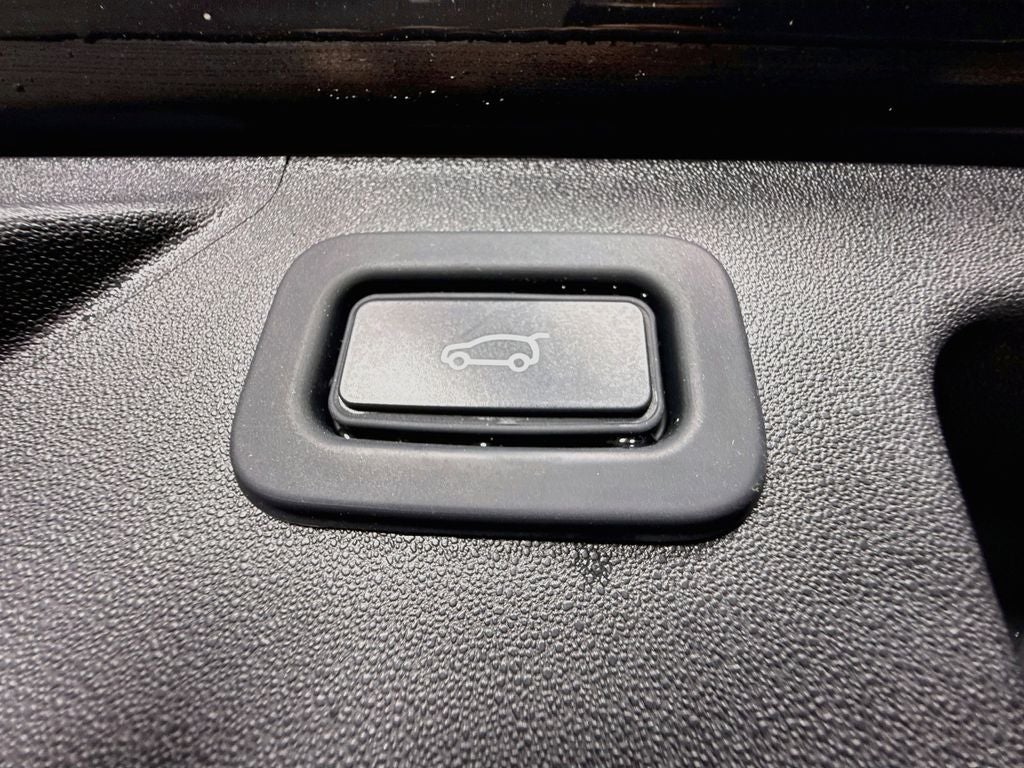 2022 Land Rover Discovery Sport S