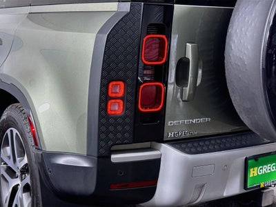 2025 Land Rover Defender 110 S