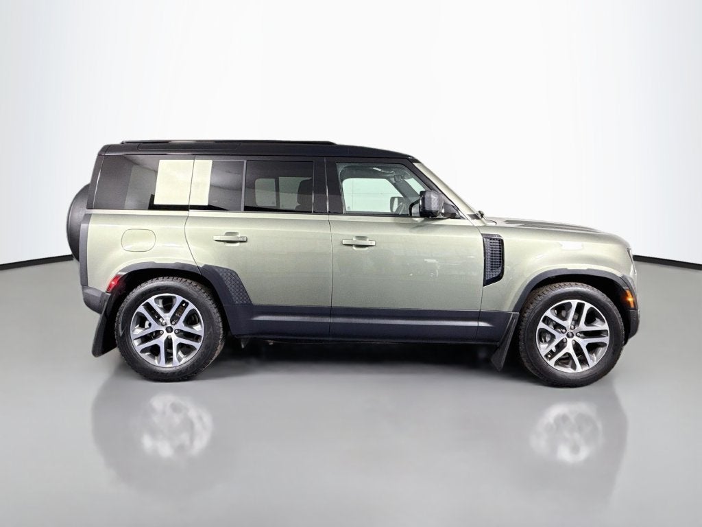 2025 Land Rover Defender 110 S