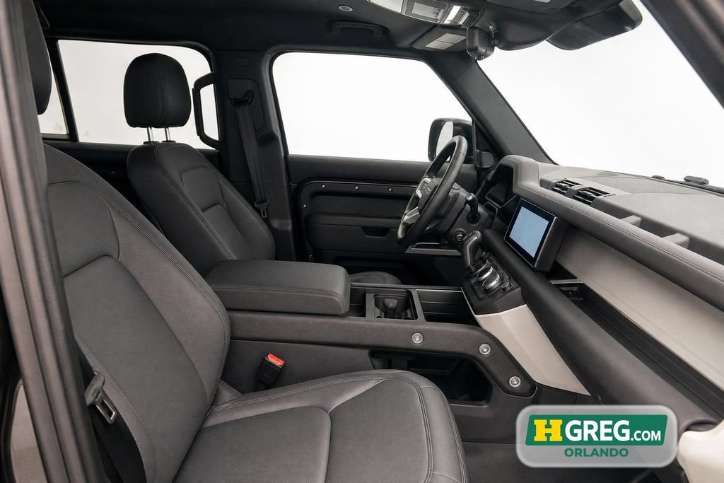 2024 Land Rover Defender 110 S