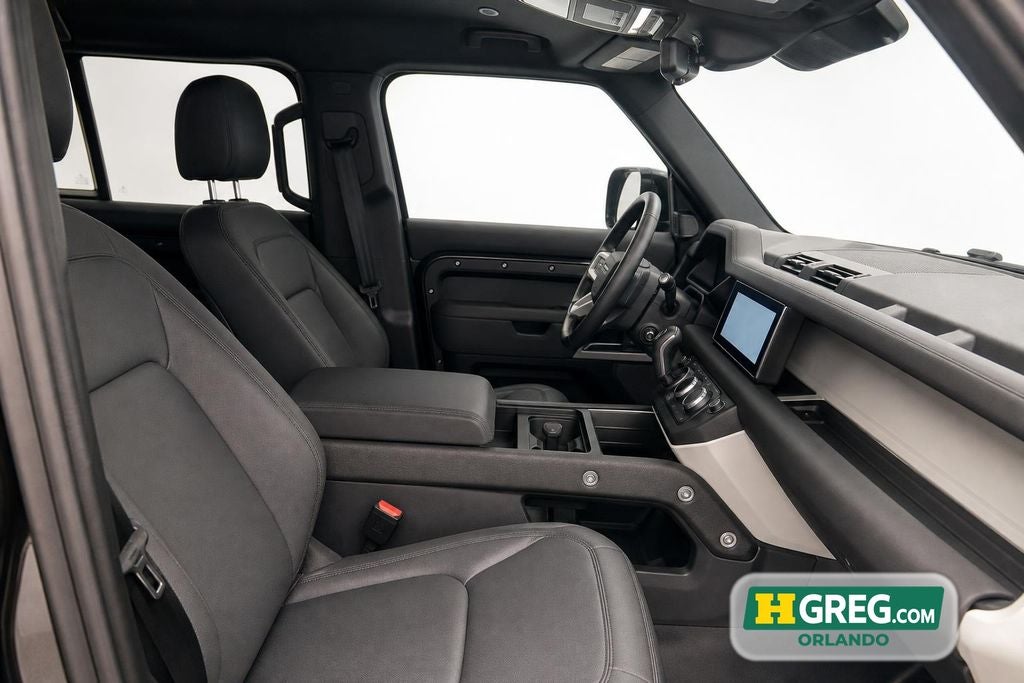 2024 Land Rover Defender 110 S