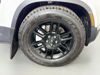 2024 Land Rover Defender 130 S