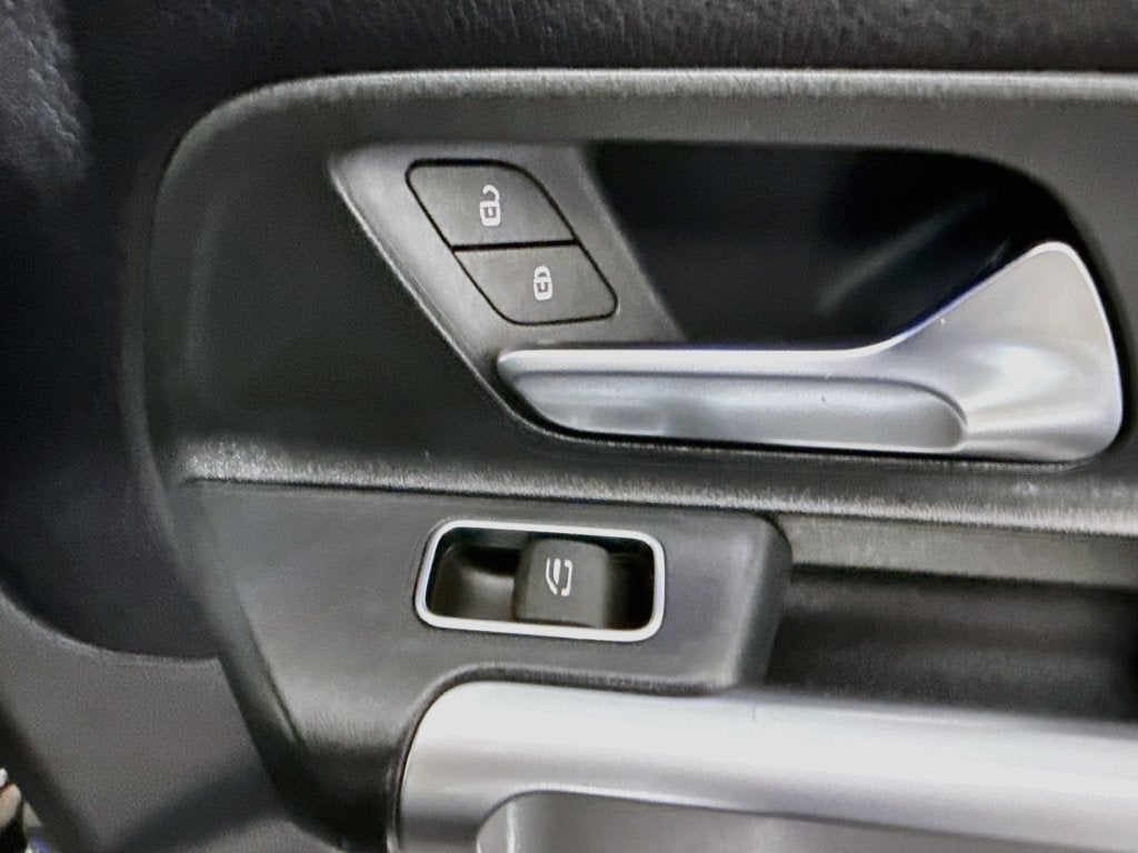 2024 Mercedes-Benz GLB GLB 250