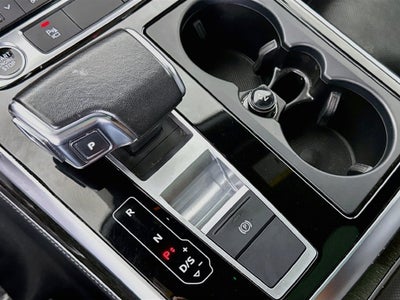2023 Audi Q8 55 Premium Plus quattro
