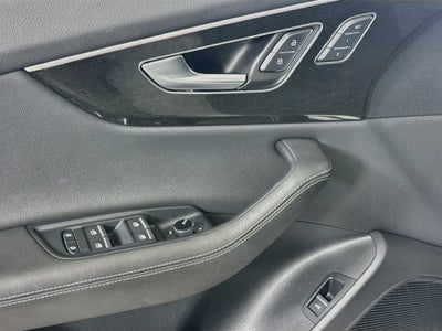 2023 Audi Q8 55 Premium Plus quattro