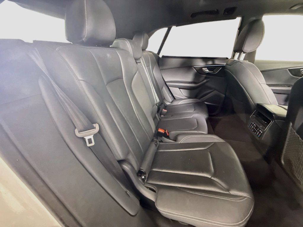 2023 Audi Q8 55 Premium Plus quattro